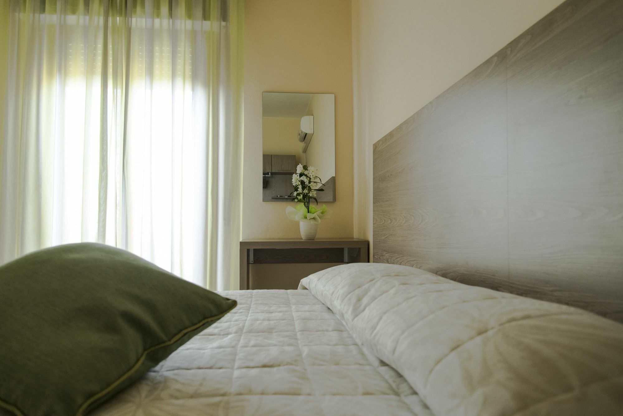 Hotel La Rosa Del Tirreno Ліворно Екстер'єр фото